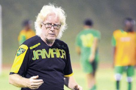 អតីតគ្រូបង្វឹក ក្រុមជម្រើសជាតិថៃ មកចែករំលែកពិសោធន៍ នៅភ្នំពេញក្រោន