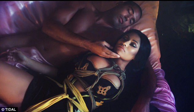 Nicki Minaj បញ្ចេញវីដេអូចម្រៀងសិចស៊ីរោលរាល