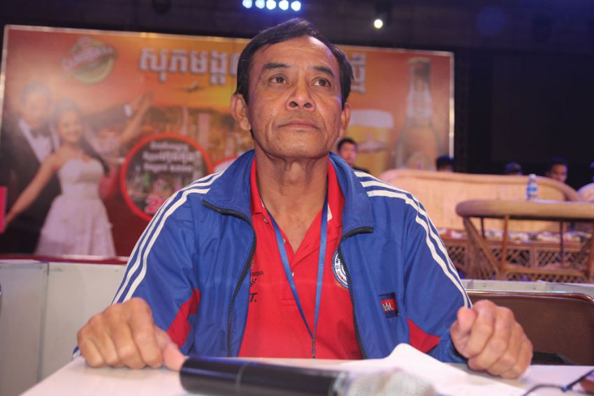 រាជ សុផែន៖ គង់ សំបូរអាចនឹងលែងមានឱកាសវាយជាមួយបរទេស