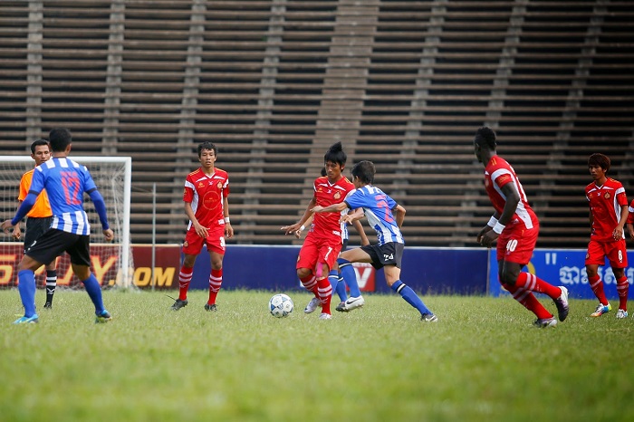 ជំនួបដ៍កក្រើកក្នុងលីកកំពូលកម្ពុជា៖ ណាហ្គា ប៉ះប៉ូលិស បើកយុទ្ធនាការជើងទី២ ល្ងាចនេះ