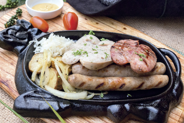 សាច់ក្រក​ចម្រុះ​ជាតិ​សាសន៍