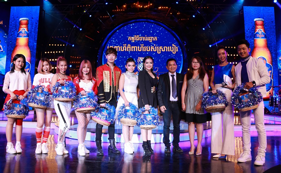 គូស្វាមី 11គូ មានសំណាងឈ្នះរង្វាន់ពីស្រាបៀថៃហ្គ័រ