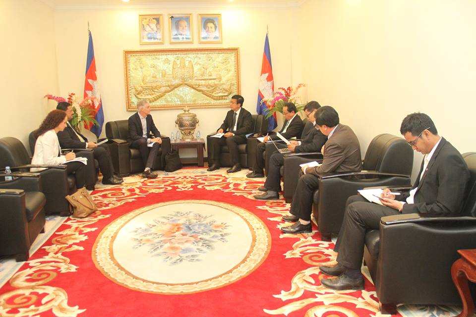 ធនាគារអភិវឌ្ឍន៍អាស៊ី សាកល្បងគម្រោងពីរនៅកម្ពុជា