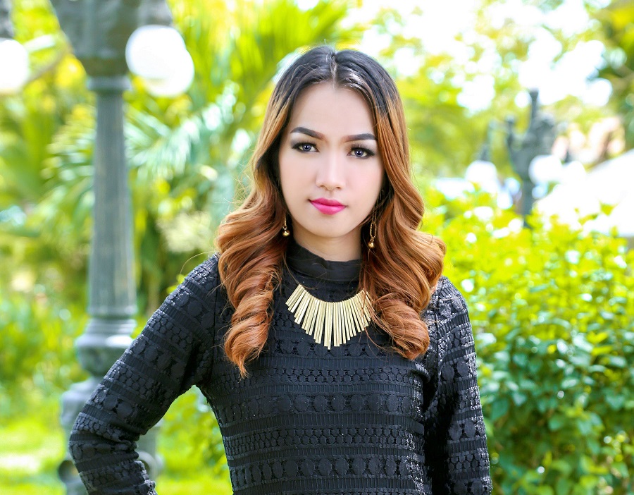 ផាណា ម៉ុច ៖ ចំណូលខ្ញុំបានមកពីញើសឈាមសុទ្ធសាធ មិនមែនលេងផ្លូវកាត់ទេ