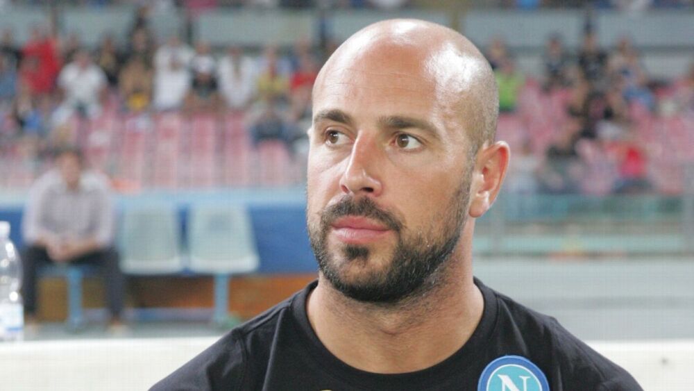 Man City ដាក់សំណើដេញថ្លៃទិញ Pepe Reina ពីក្លិប Napoli