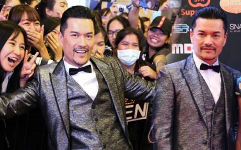 តារាហុងកុង Ray Lui គ្រងតំណែងពានរង្វាន់មាសសម្ព័ន្ធភាពល្អថៃ-ចិន នៅទីក្រុងបាងកក