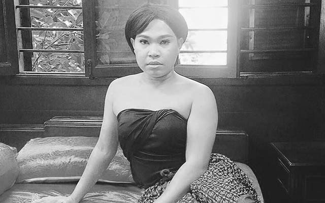 ចូលរួមរំលែកទុក្ខមរណភាពរបស់ម្ដាយរ៉ូលីន