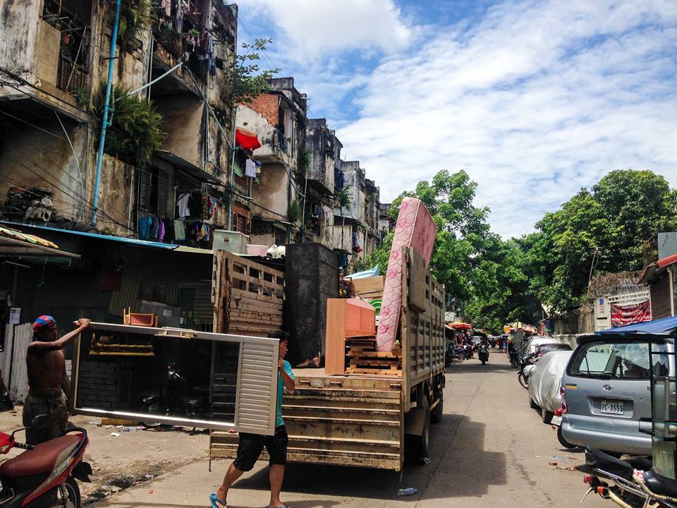 ផលប្រយោជន៍​នៅ​ពីក្រោយ​ការ​វាយកម្ទេច​អគារ «ប៊ុល​ឌិ​ង​ស»