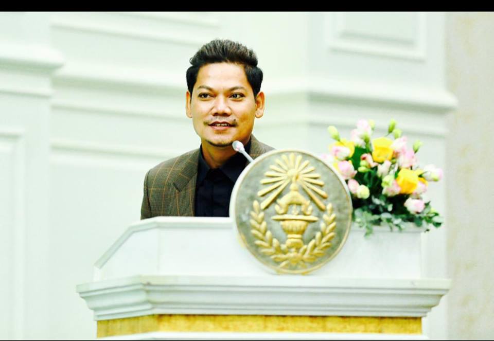 ព្រាប សុវត្ថិ រិះគន់ហេដ្ឋារចនាសម្ព័ន្ធតាមតំបន់ទេសចរណ៍មួយចំនួន