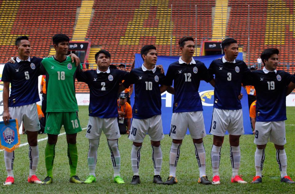 គ្រូបង្វឹក​កម្ពុជា​ប្រកាស​កាត់ឈ្មោះ​ពិដោ និង​ពលរដ្ឋ ចេញពី​ក្រុម មុនពេល​ប៉ះ​ឥណ្ឌូនេស៊ី ថ្ងៃនេះ