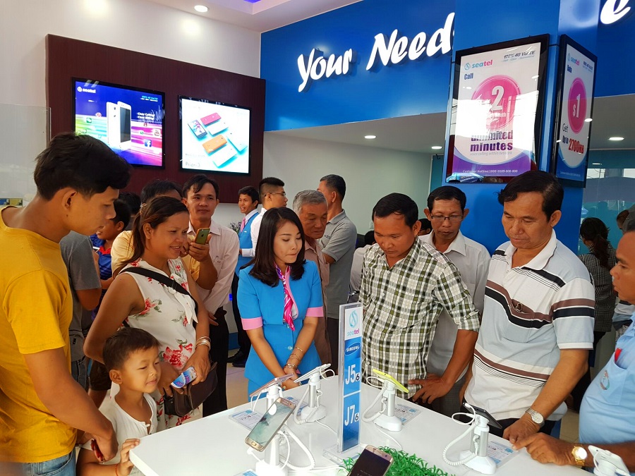 ក្នុងឱកាសគម្រប់ខួប2 ឆ្នាំ ក្រុមហ៊ុន SEATEL ចែកទូរស័ព្ទ Smartphone 4G ឥតគិតថ្លៃ