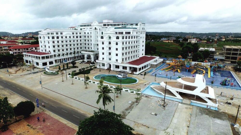 អភិបាលខេត្ត​ព្រះសីហនុ​អំពាវនាវ​ឲ្យ​មានការ​វិនិយោគ​សណ្ឋាគា​រ​បន្ថែម