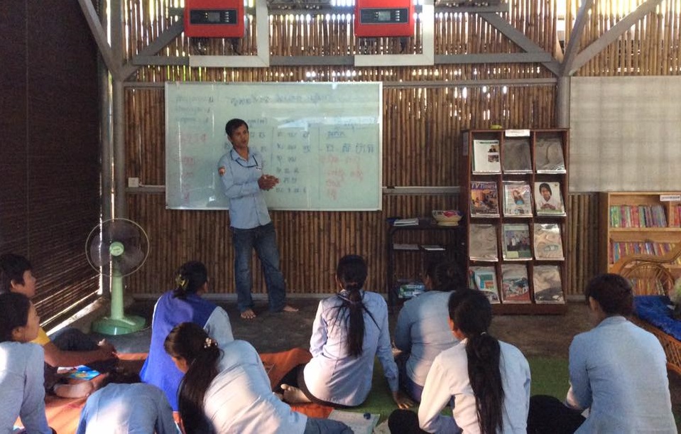 មនុស្ស​ចាស់​ដែល​មិនបាន​ចូល​សាលា​ពី​ក្មេង មានសង្ឃឹម​បាន​រៀន​វិញ​ហើយ