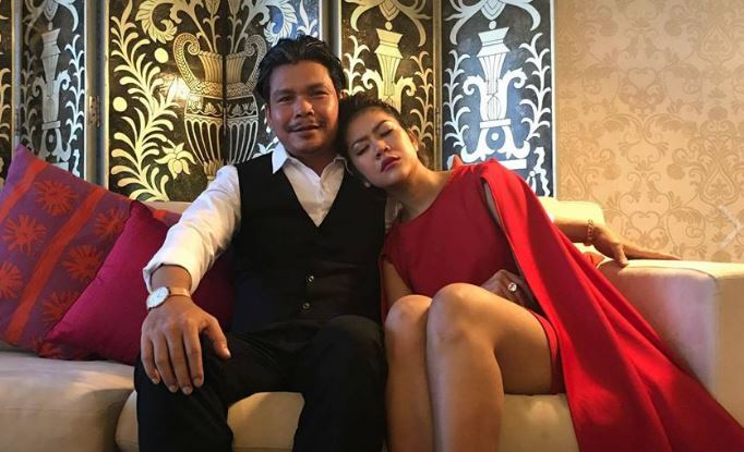 អ្នកគាំទ្រ​អន្ទះសា​រង់ចាំ​ស្នាដៃ​បទ​និពន្ធ​ថ្មី​របស់ ទូច ស្រី​ល័​ក្ខ