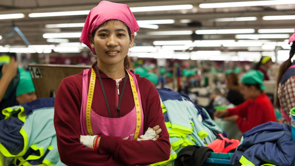 លែង​បារម្ភ​រឿង​អត់​ការងារ​ធ្វើ​ទៀតហើយ! ក្រុមហ៊ុន​ឯកជន​បារាំង​ជាង300 នឹង​មក​វិនិយោគ​នៅ​កម្ពុជា​ក្នុងពេល​ឆាប់នេះៗ