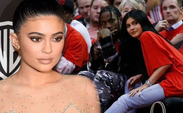 មិនទាន់រៀបការផង Kylie Jenner តាំង​គភ៌​ដំបូង​ជាមួយ Travis Scott