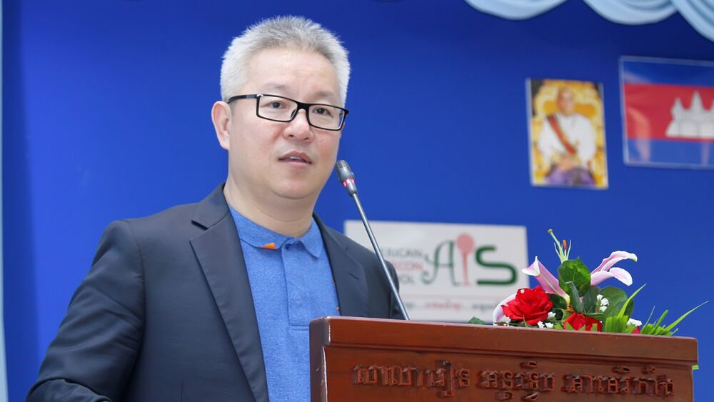 អ្នក​អប់រំ​ផ្តល់​ដំបូន្មាន​ឱ្យ​រៀន​តែមួយ​សាកលវិទ្យាល័យ​បើ​ចង់​អភិវឌ្ឍ​លឿន