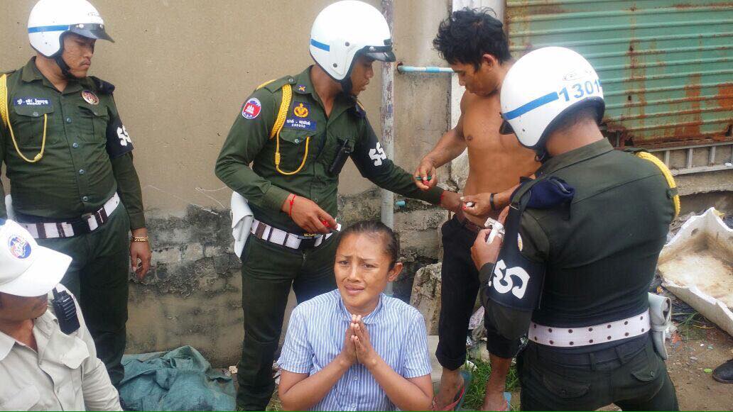 តារាចម្រៀងសិចស៊ីអម្លុងទសវត្ស90 អ្នកនាង អ៊ំ គន្ធា ត្រូវសមត្ថកិច្ចចាប់ខ្លួន ករណីប្រើប្រាស់គ្រឿងញៀន