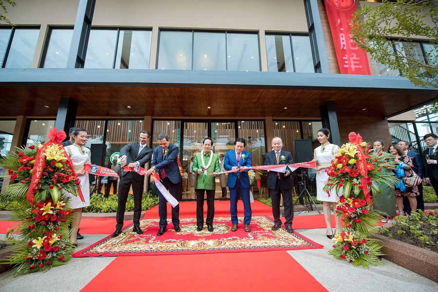 ភោជនីយ​ដ្ឋា​ដ៏​ល្បី​របស់​ប្រទេស​ចិន Little Sheep លំដាប់​ពិភពលោក​បើក​ហើយ​នៅ​កម្ពុជា