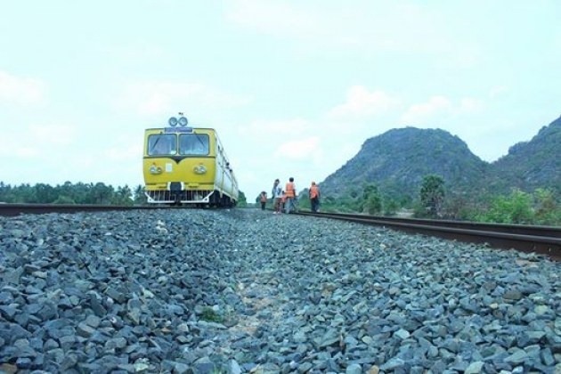 ឆាប់ៗខាងមុខនេះ ប្រជាជន​កម្ពុជា​នឹង​អាចធ្វើ​ដំណើរ​តាម​រថភ្លើង​ទៅដល់​ប្រទេស​ចិន