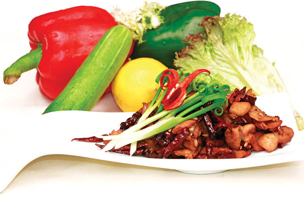 សាច់មាន់ហ្វីឡេ ឆាម្ទេសក្រៀមរសជាតិប្លែក