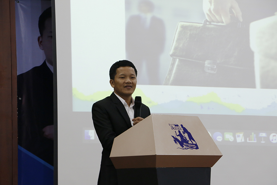 មុនចេញរកស៊ីគួរប្រើសមត្ថភាពរបស់ខ្លួនឯងឱ្យអស់សិន