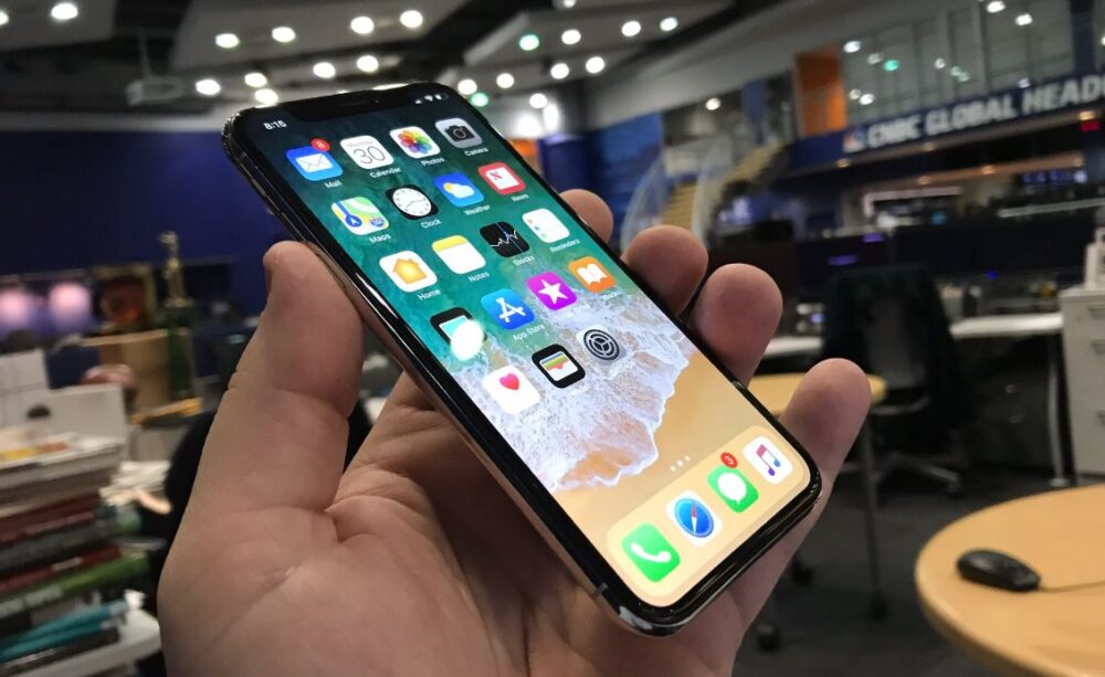iPhone X លក់បាន 6លានគ្រឿងក្នុងរយៈពេលតែមួយថ្ងៃ