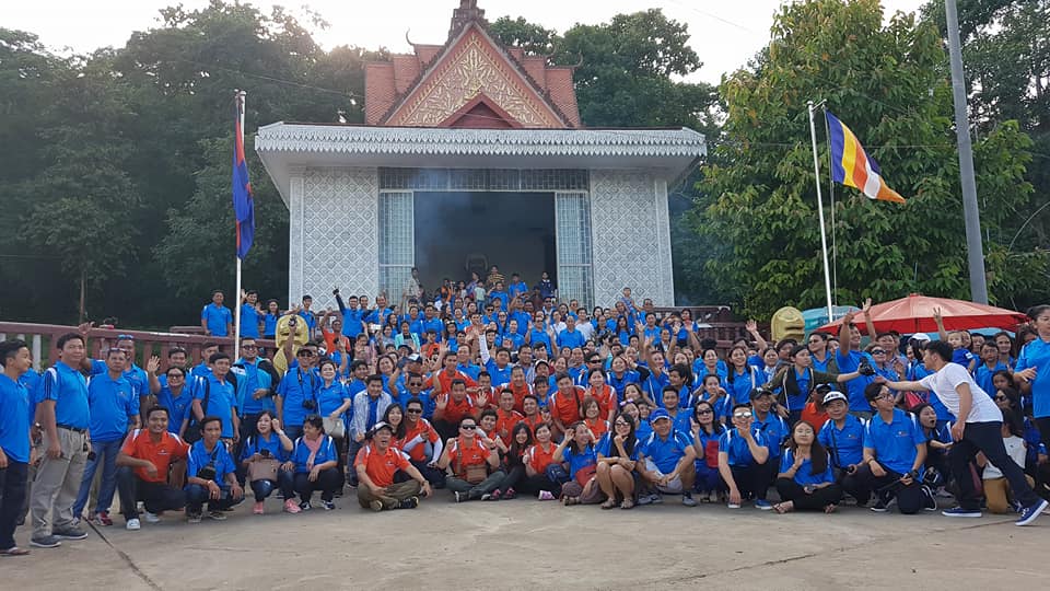 មហា​គ្រួសារ​រថយន្ត Ford បាន​ត្រឡប់​មកដល់​កម្ពុជា​វិញ ជាមួយនឹង​អនុស្សាវរីយ៍​ដែល​មិនអាច​បំភ្លេចបាន