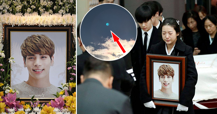 បាតុភូតចម្លែក “ព្រះច័ន្ទខៀវ” នាថ្ងៃបុណ្យសពរបស់ Kim Jong Hyun