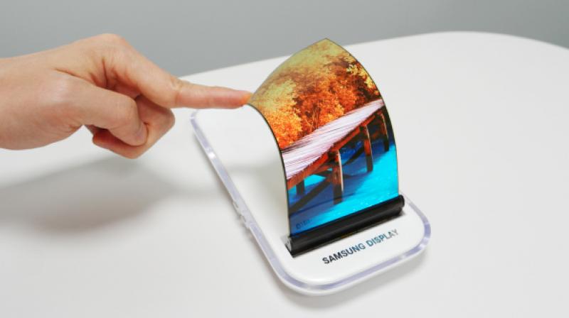 Samsung ទំនងជាបង្ហាញ Galaxy X អេក្រង់ Foldable ឆាប់ៗនេះ
