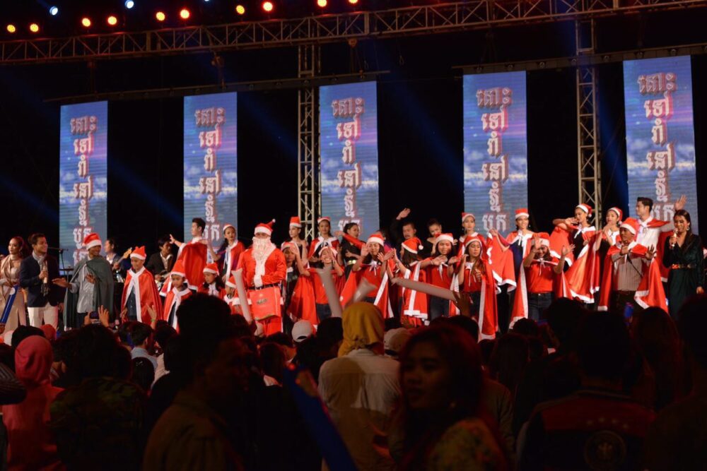 ក្រ​សូង​បរិស្ថាន និង​ក្រុម​ហ៊ុម​សុខាអូតែល រៀបចំ​ព្រឹ​ត្ត​ការណ៍​ដ៏​អស្ចារ្យ «បរិស្ថាន​ដើម្បី​អនាគត​យើង»