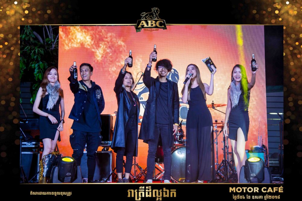 កម្មវិធី ABC Exceptional Night ជាមួយ​ក្រុម​តូច (SWSB)