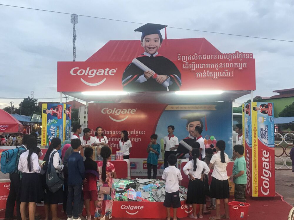 ថ្នាំដុសធ្មេញ Colgate ផ្តល់​អាហារូបករណ៍​ដល់​សិស្ស-និស្សិត លើក​ទី1 ឆ្នាំ2018 បាន​ចំនួន 37នាក់