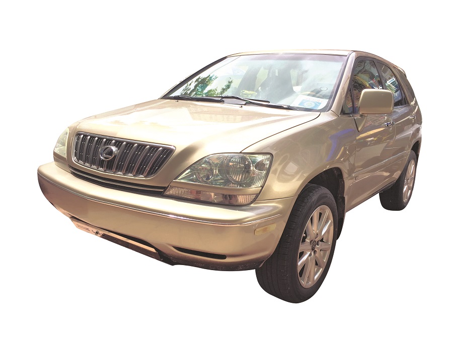 រថយន្ត Lexus RX300 ឆ្នាំ2001 លក់ក្នុងតម្លៃពិសេស