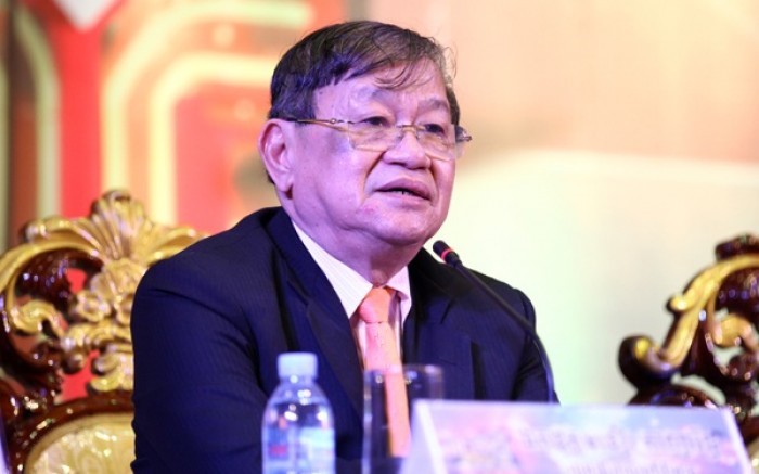 អ្នក​ក្លែងបន្លំ និង​អ្នក​ចែករំលែក​ព័ត៌មាន​មិន​ពិត​តាម​ប្រព័ន្ធ​អន​ឡាញ ត្រូវ​មានទោស​ចាប់ពីពេលនេះ​តទៅ