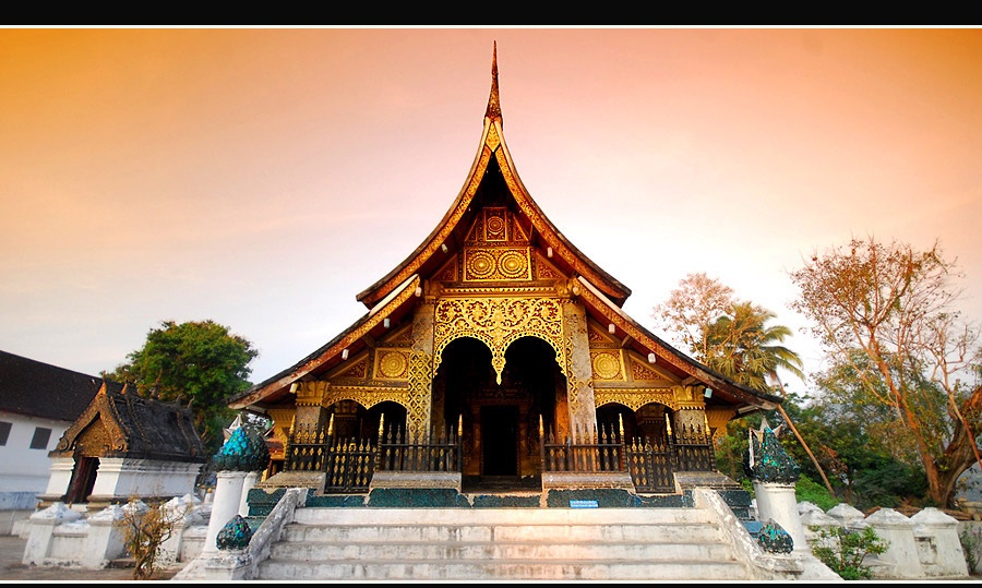 ទស្សនាចរព្រះវិហារបុរាណ « វត្តឈៀងថង » វិចិត្រកម្មប្រណិតដាច់គេនៅខេត្ត ហ្លួងប្រៈបាង