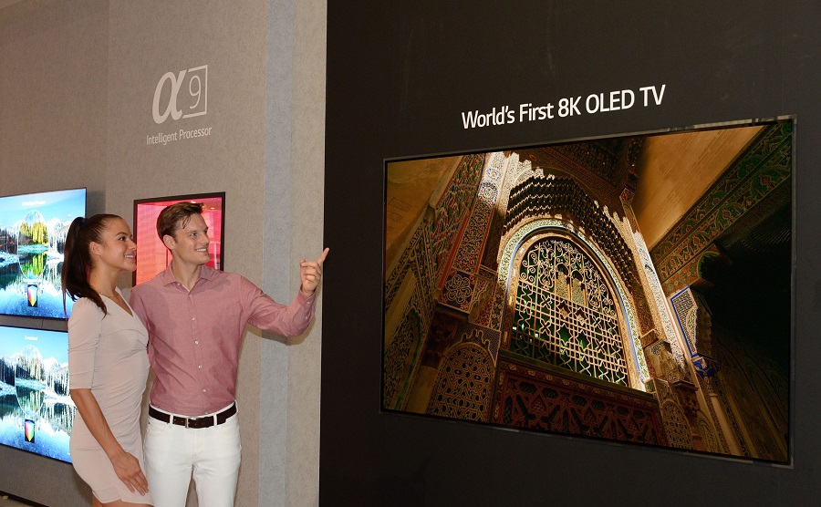 ក្រុមហ៊ុន LG បង្ហាញទូរទស្សន៍ OLED 8K ដំបូងគេបង្អស់លើពិភពលោកព្រឹត្តិការណ៍ IFA