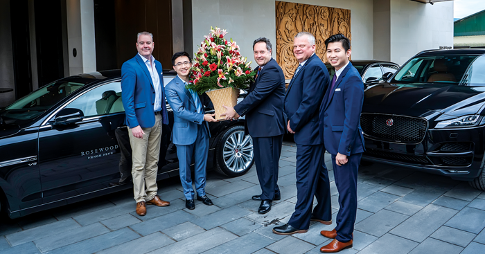 ពិធី​ប្រគល់​រថយន្ត​ប្រណីត​ម៉ាក Jaguar ចំនួន 3គ្រឿង​ជូន​សណ្ឋាគារ Rosewood Phnom Penh