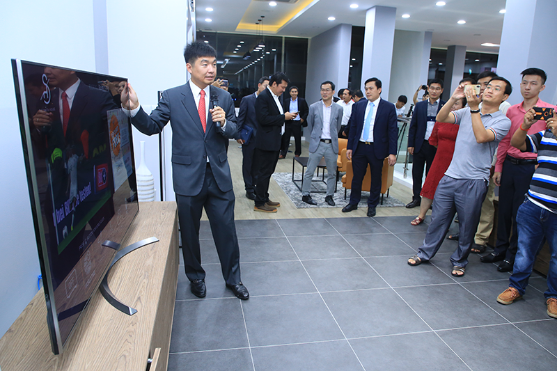 ហាងទំនើប LG Premium BrandShop បើកសម្ពោធដំណើរការសាកល្បង ដំបូងគេបង្អស់នៅប្រទេសកម្ពុជា