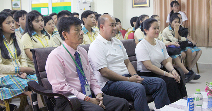 ភ្នំពេញស្អាតផ្តើមចេញពីការចូលរួមរបស់យុវជន