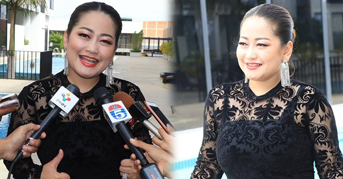 ថោនបើកភ្លើងខៀវឱ្យម្ចាស់បទ «មេម៉ាយសប្បាយចិត្ត» ហើយ??