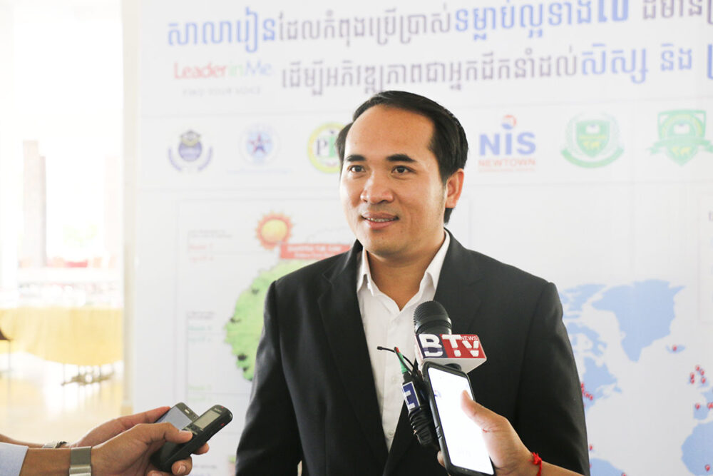 វេស​ឡាញ រៀបចំ​សិក្ខាសាលា​ស្តីពី «ទម្លាប់​ល្អ​ទាំង៧ ដ៏​មាន​ប្រសិទ្ធភាព​សម្រាប់​បុគ្គល​ឆ្នើម»