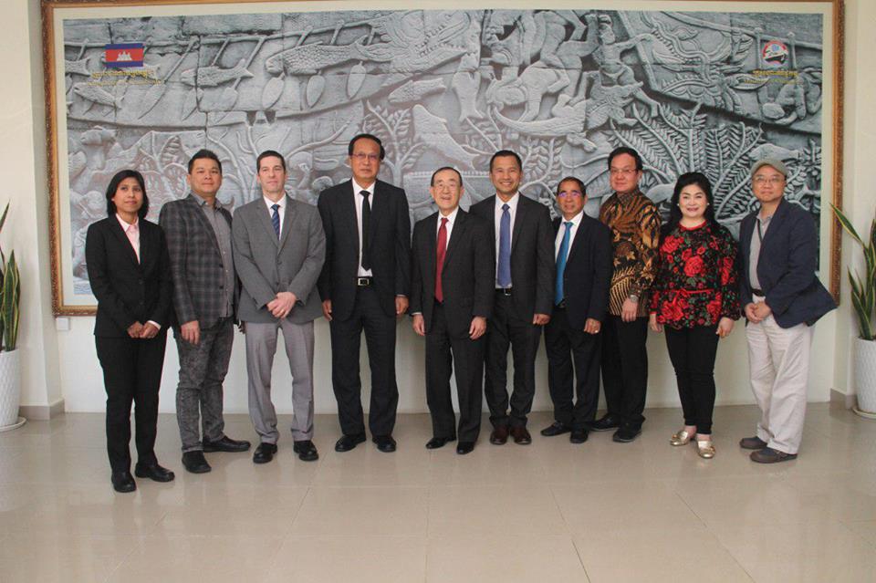 កម្ពុជា ជំរុញឱ្យអាមេរិក វិនិយោគលើការកែច្នៃកសិផល