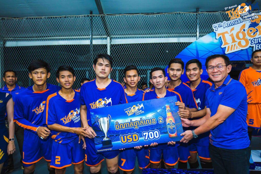 ជើង​ខ្លាំង ៤ក្រុម​នៃ​ពានរង្វាន់ Tiger Street Football Festival 2019 ប្រចាំ​មណ្ឌល​ខេត្តតាកែវ​ឡើងទៅ​វគ្គ​ផ្តាច់ព្រ័ត្រ​នៅ​រាជធានី​ភ្នំពេញ