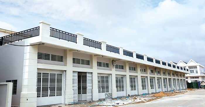 ការទិញ​ផ្ទះ​បង់​រំលស់​មាន​ប្រាក់​កក់ និង​មិនមាន​ប្រាក់​កក់​មួយណា​ប្រសើរ​ជាង?