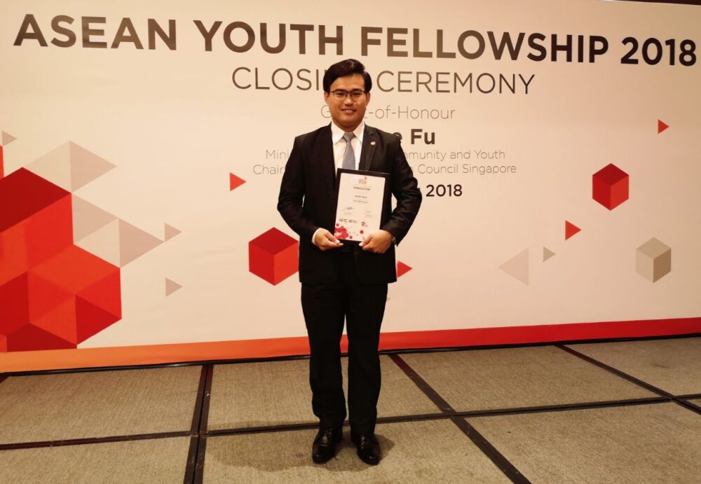 យុវជន​កម្ពុជា​គួរ​ត្រៀមខ្លួន​ដូចម្តេច​ខ្លះ​ដើម្បី​ប្រកួតប្រជែង​ជាមួយ​ប្រទេស​ក្នុង​តំបន់​?​