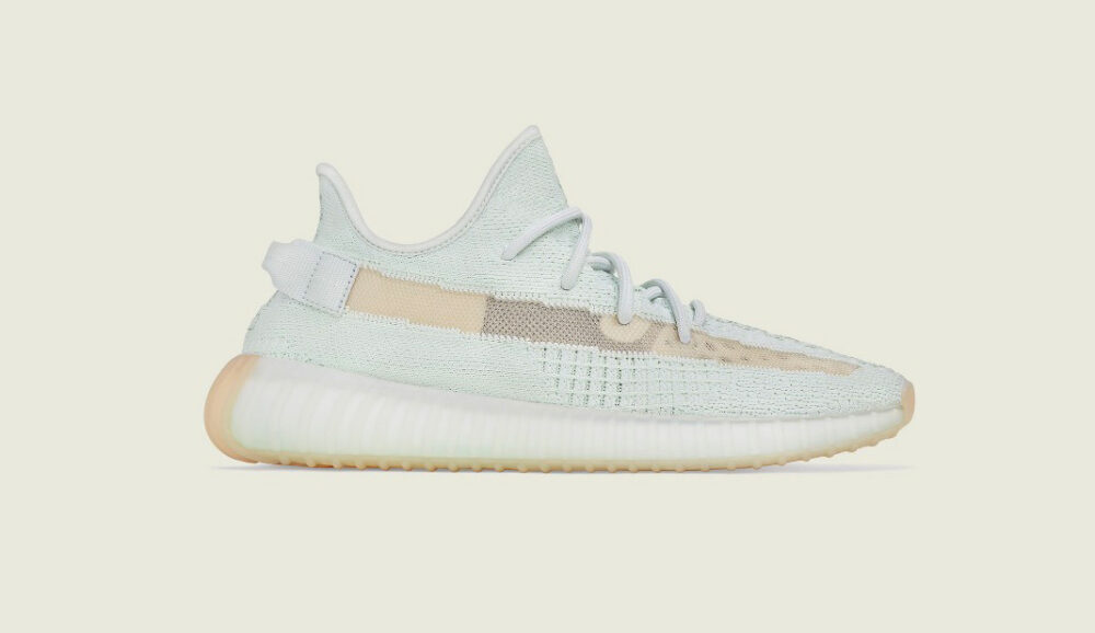 ការប្រកាសដាក់លក់ស្បែកជើងម៉ូដ YEEZY BOOST 350 V2 Hyperspace របស់ Adidas និង Kanye West