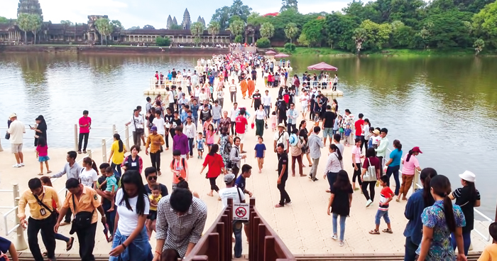 ដើម្បីទ្រទ្រង់កំណើនសេដ្ឋកិច្ចសង្គម កម្ពុជាត្រូវជំរុញវិស័យទេសចរណ៍