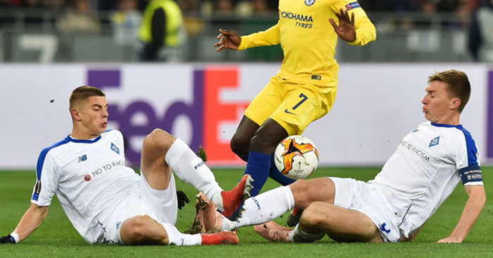 Aubameyang សង្គ្រោះ Arsenal ខណៈ Chelsea លត់ Dynamo Kiev យ៉ាងដំណំ