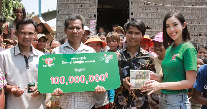 កម្មករឡឥដ្ឋម្នាក់ មានសំណាហបានឈ្នះរង្វាន់ ១០០លានរៀល ពីភេសជ្ជៈប៉ូវកម្លាំង ខារ៉ាបាវ